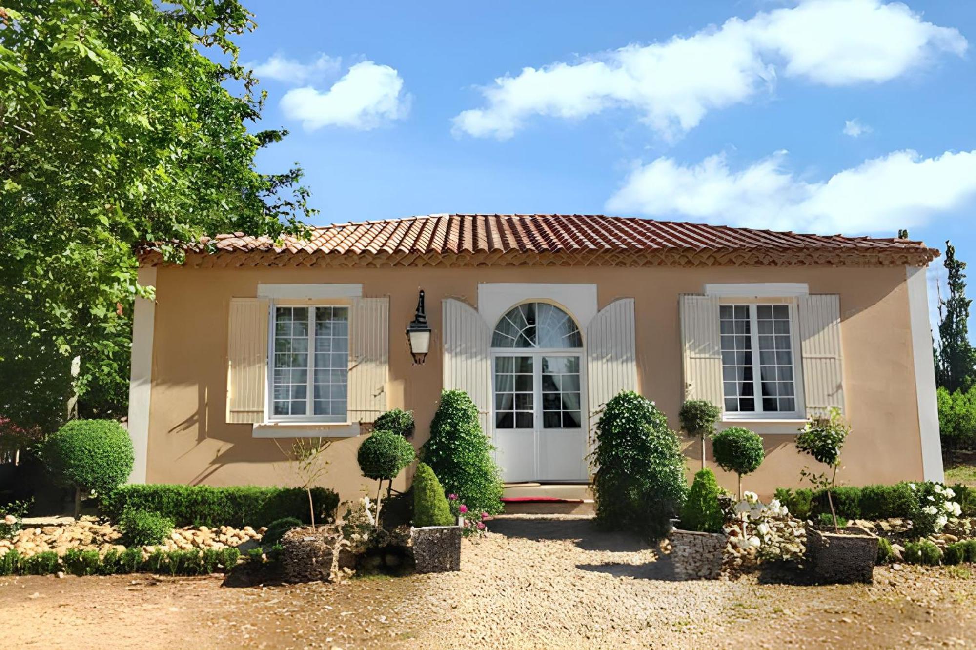Maison Accueillante A Arles - Jardin, Parking Prive Exterior photo